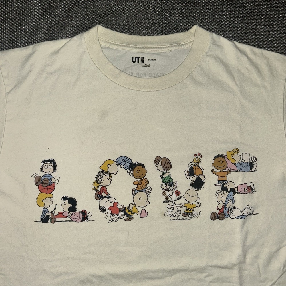 UNIQLO x Peanuts Love' Cartoon Characters T Shirt Mens Size XL Ivory Snoopy Rare